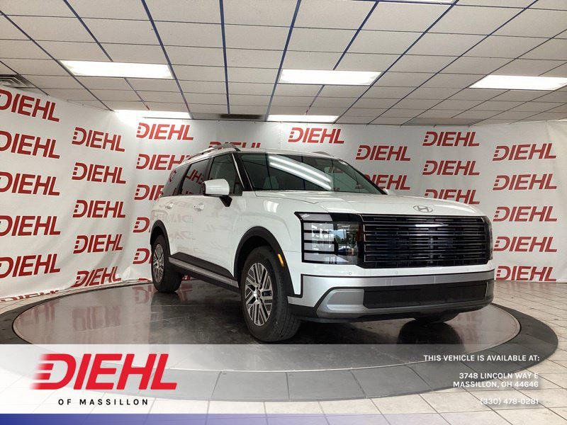 New 2027 White Hyundai SEL 8P image 1