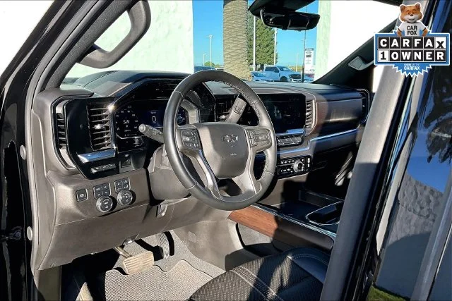 Used 2024 Black Chevrolet High Country image 14