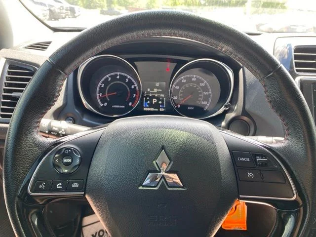 Used 2023 Silver Mitsubishi 2.0 ES image 14