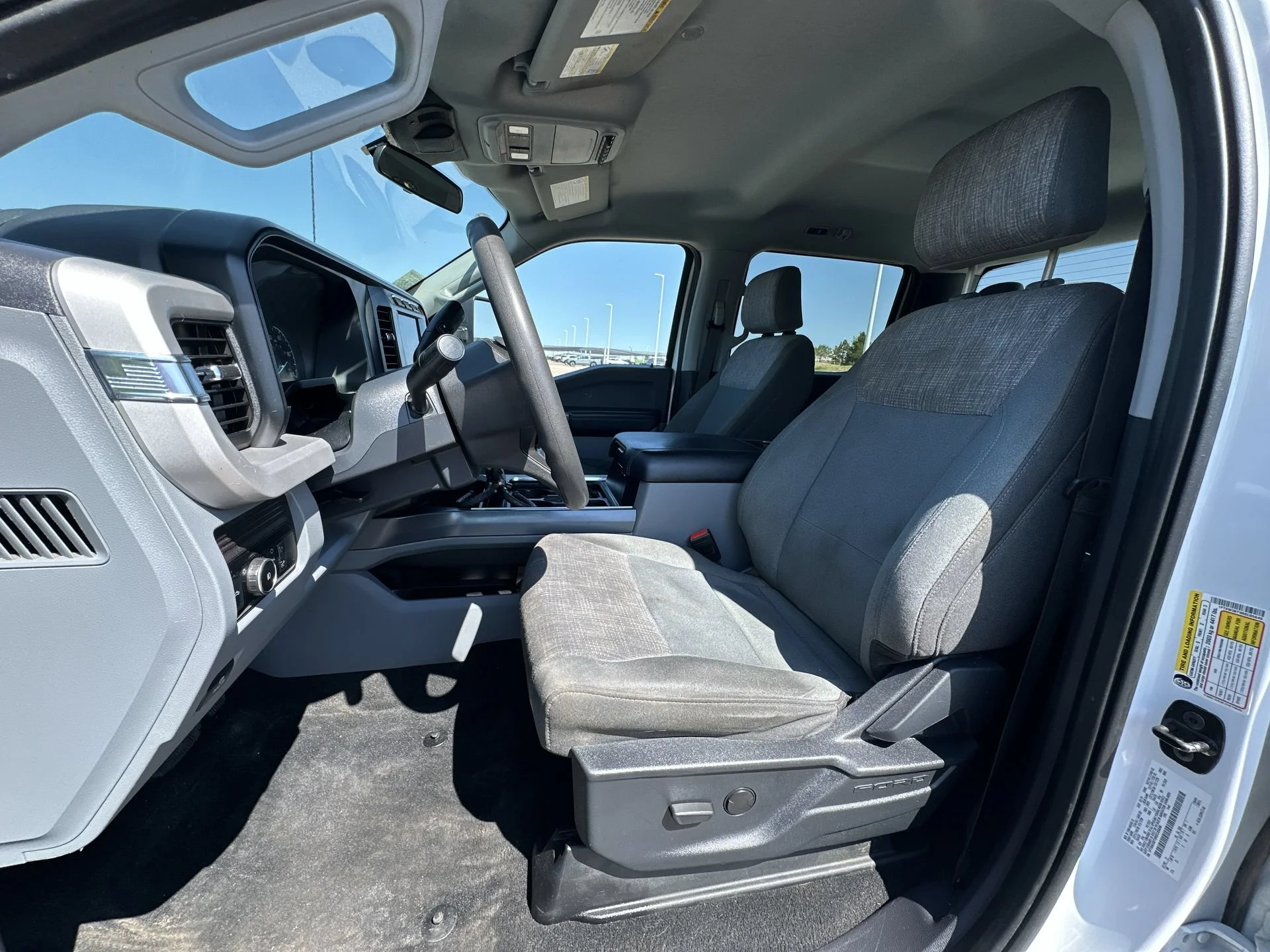 Used 2024 Oxford White Ford XLT image 12