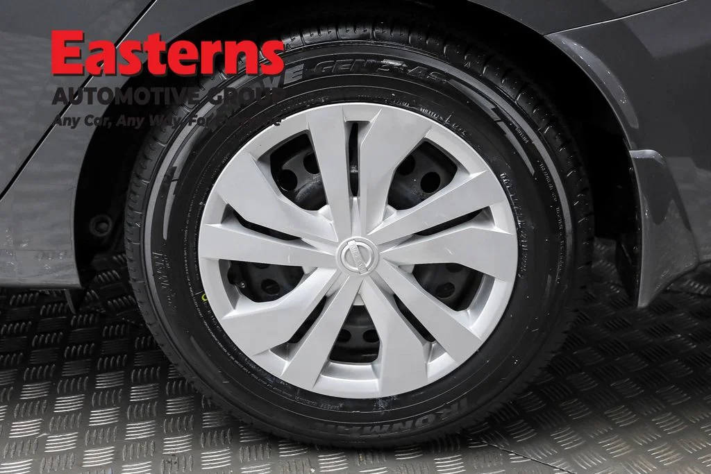 Used 2024 Gray Nissan 1.6 S image 8