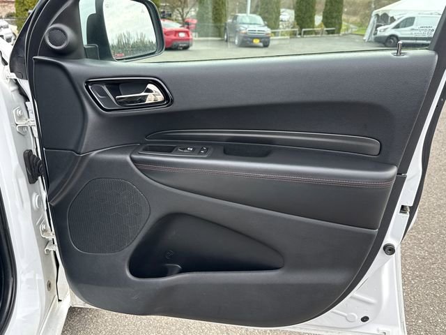 Used 2022 White Knuckle Clearcoat Dodge R/T image 25