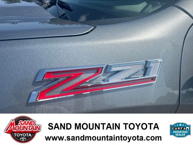 Used 2025 Gray Chevrolet RST image 9