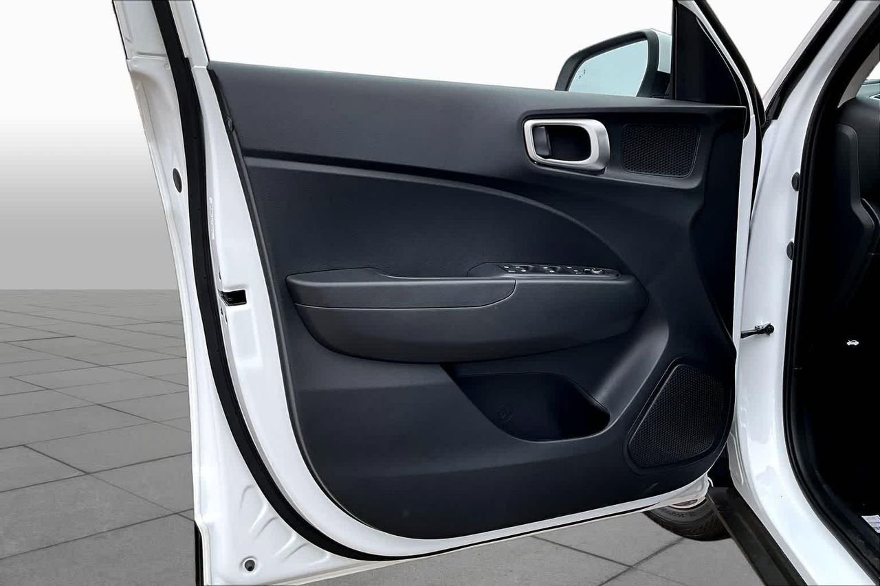 New 2026 Lunar White Hyundai SEL image 10