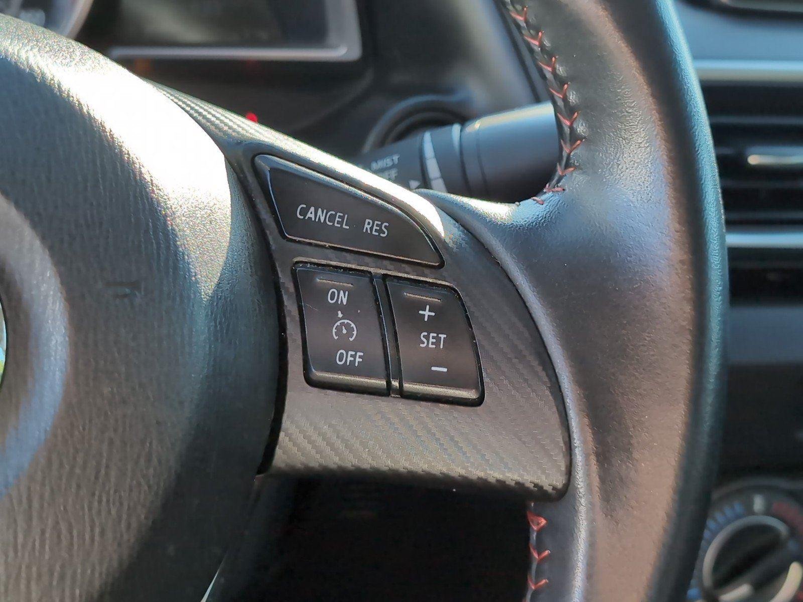 Used 2014 Liquid Silver Metallic Mazda i Touring image 27
