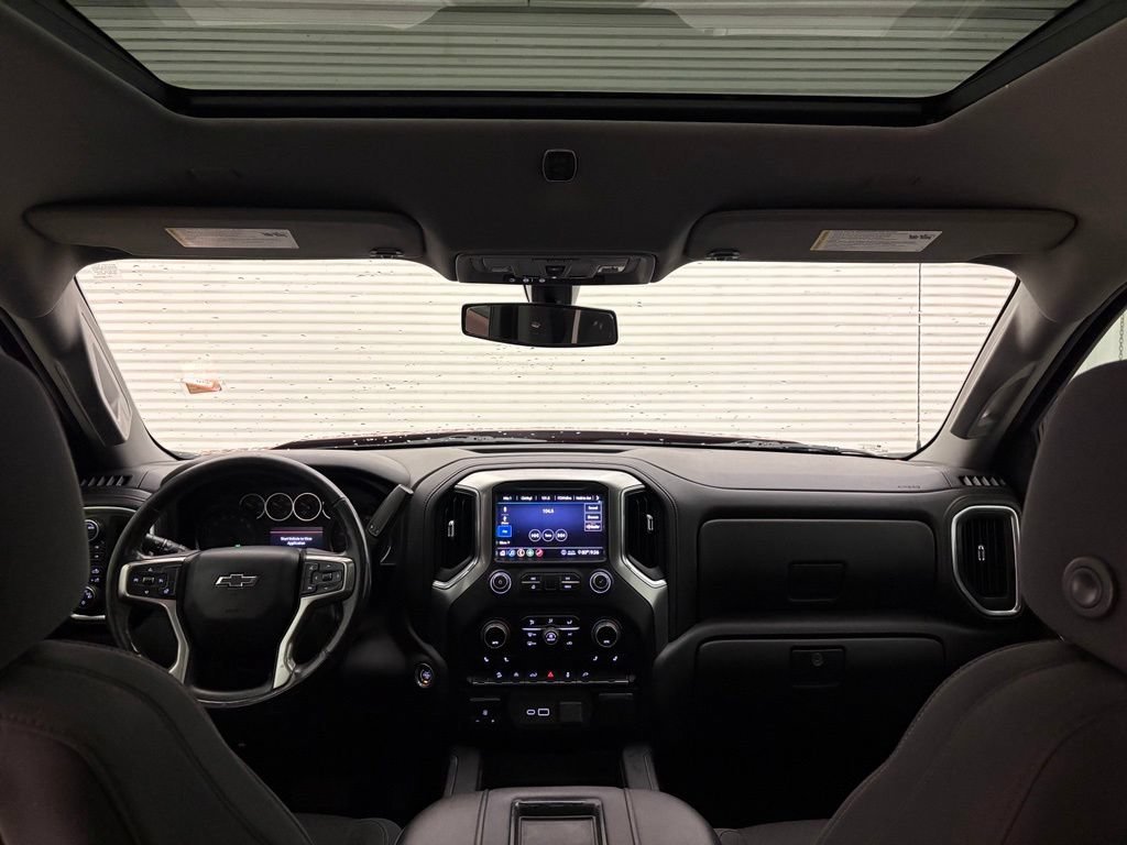 Used 2020 CAJUN RED TINTCOAT Chevrolet RST image 44