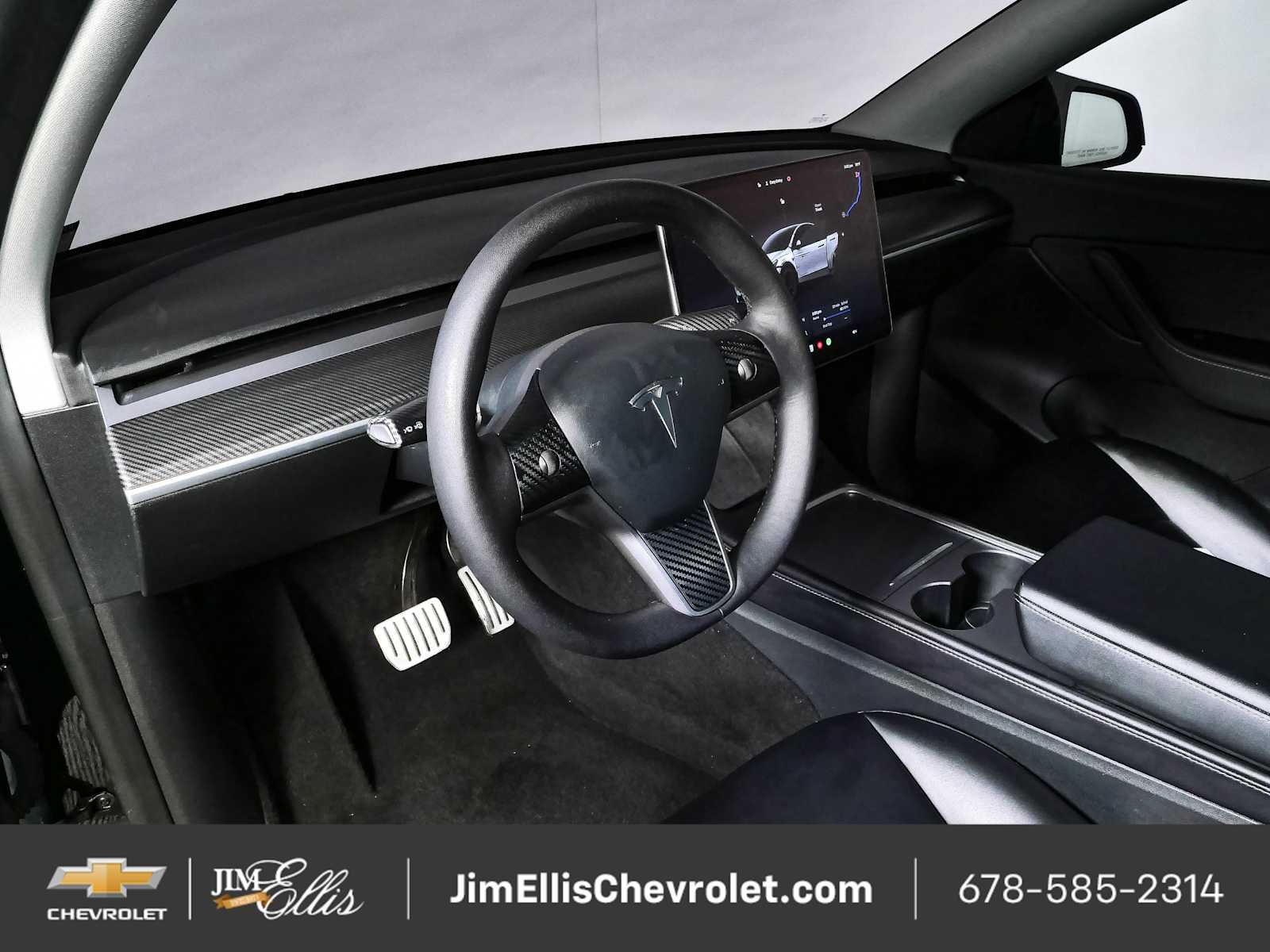 Used 2022 Black Tesla Performance Dual Motor All-Wheel Drive image 4