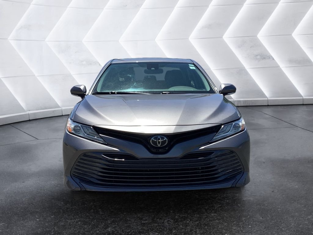 Used 2019 Gray Toyota XLE image 2