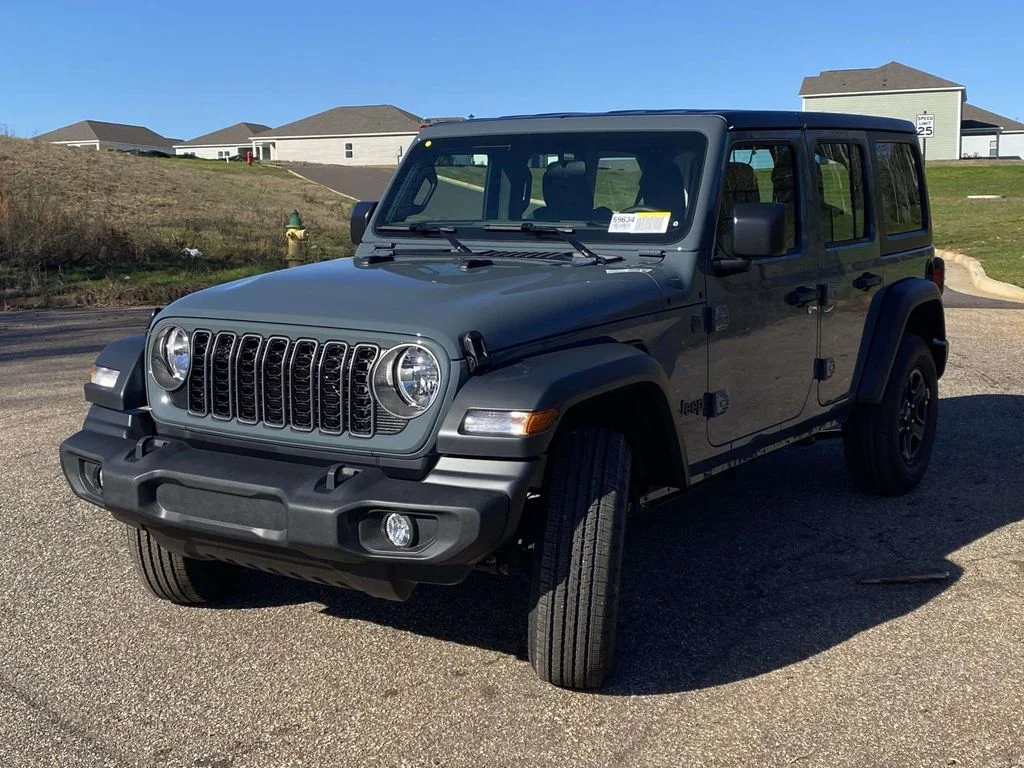 New 2026 Anvil Clear-Coat Exterior Paint Jeep Sport image 3