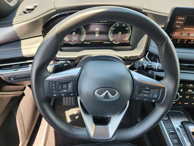 Certified Used 2025 Mineral INFINITI LUXE image 12