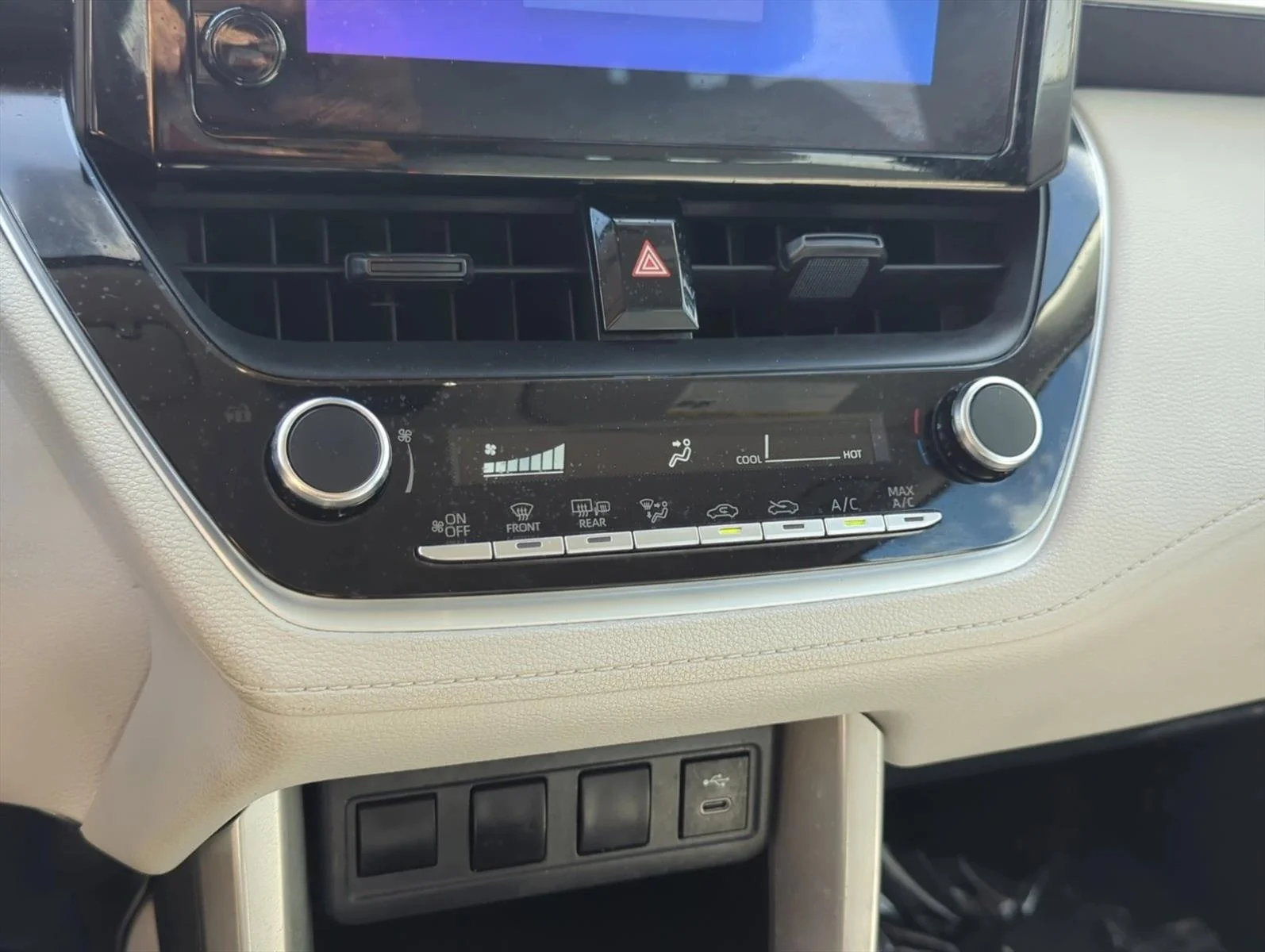 Used 2024 Jet Black Toyota L image 19