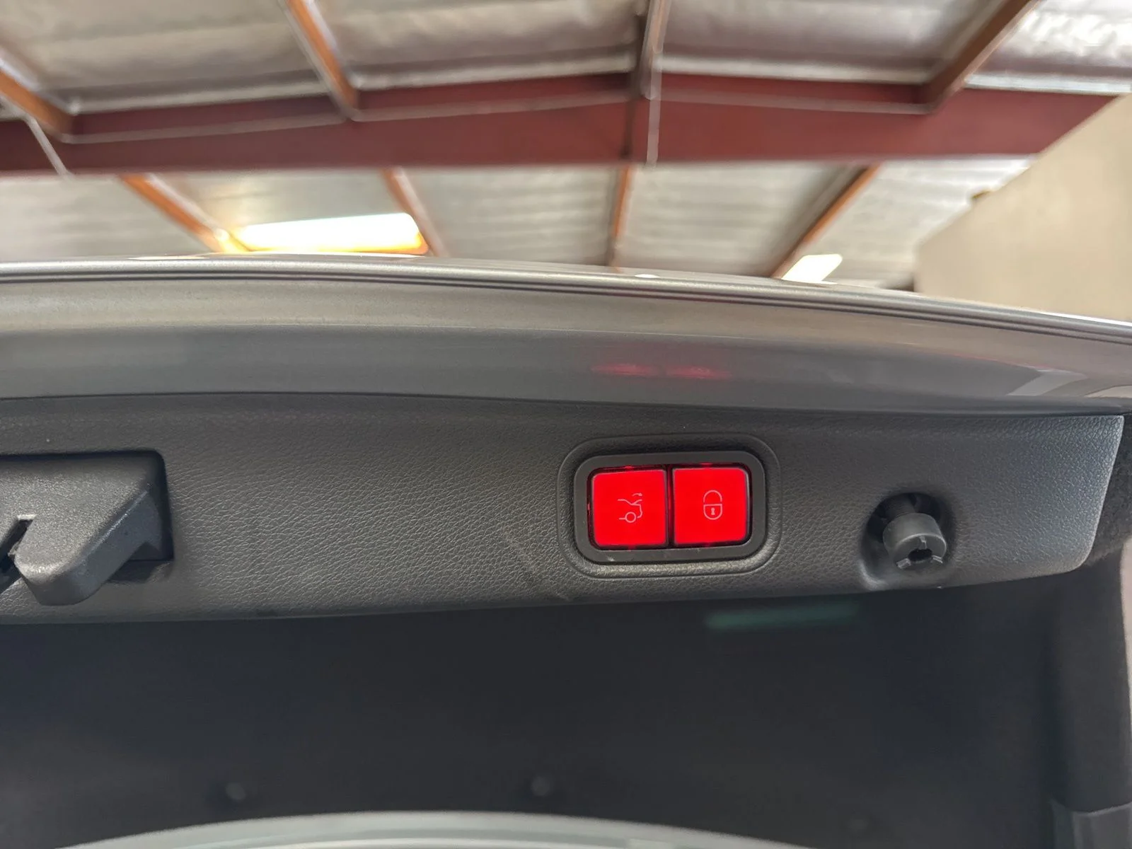 Used 2022 Silver Mercedes-Benz E 350 image 26