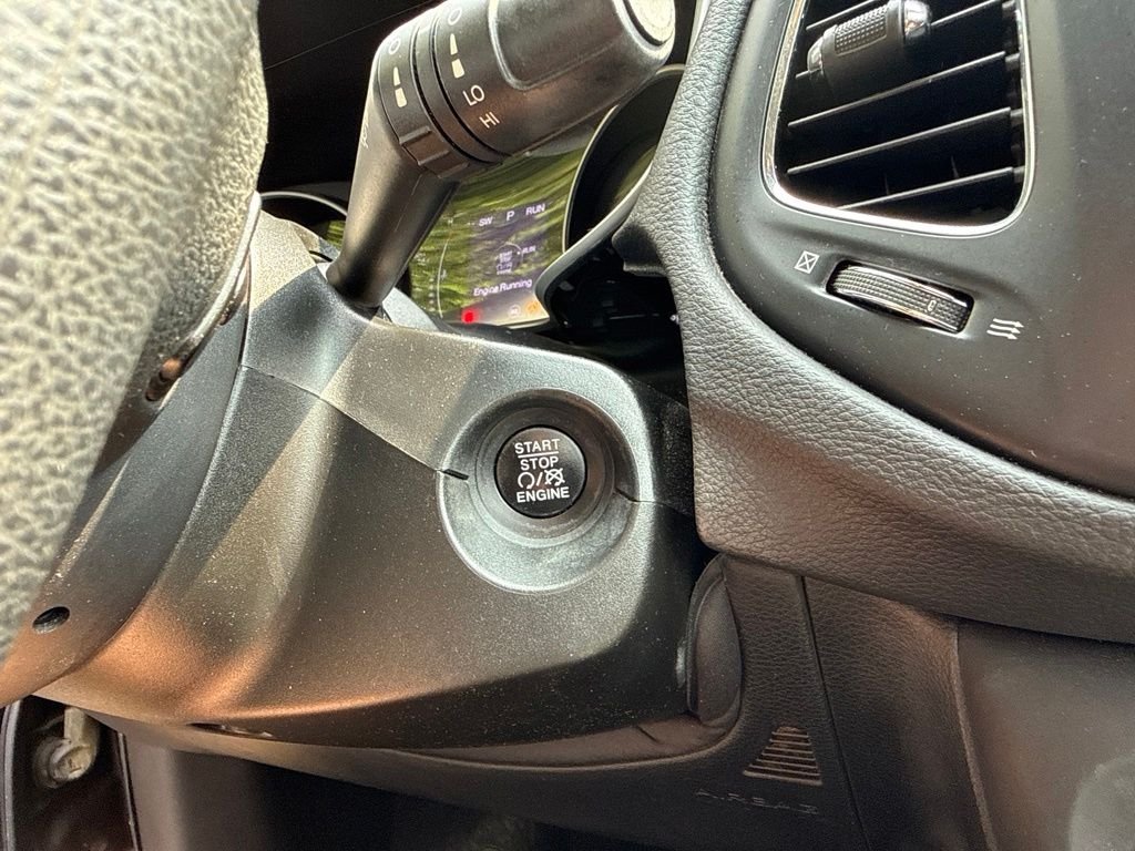 Used 2019 Gray Jeep Sport image 30
