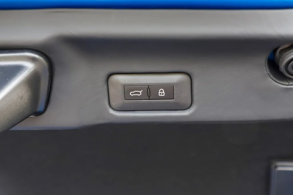 Used 2025 Blu Corsa Ferrari  image 50