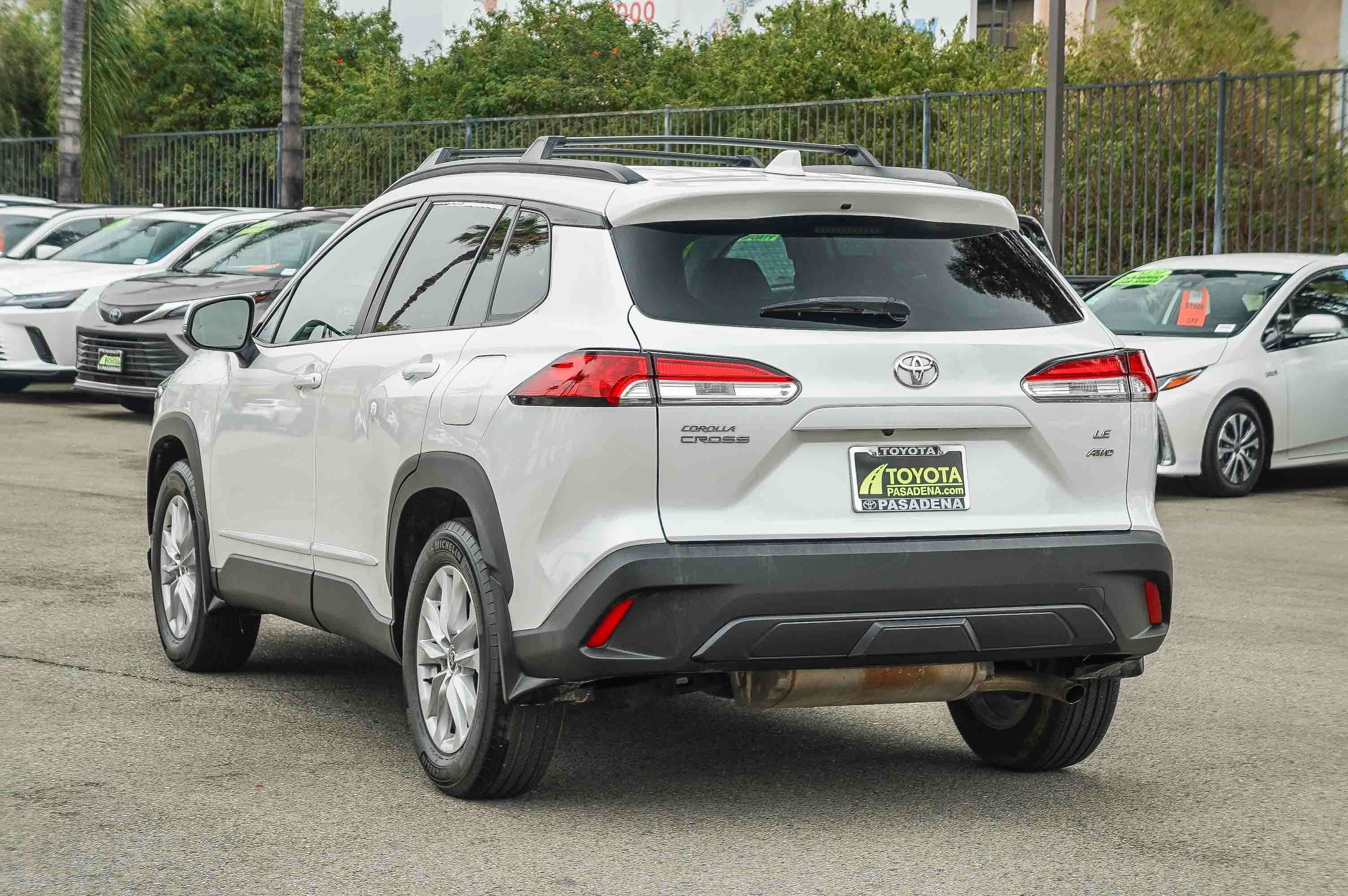Used 2022 WIND CHILL PEARL TOYOTA TRUCK LE image 6