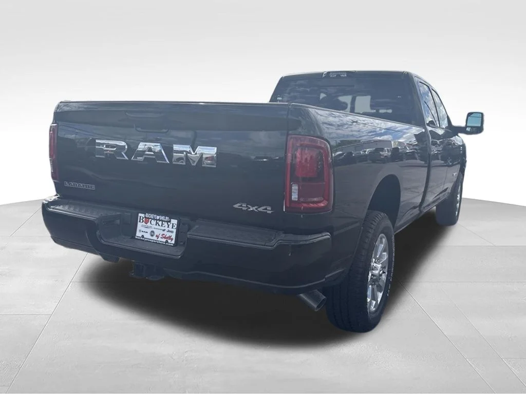 New 2026 Diamond Black Crystal Pearl-Coat Exterior Paint RAM LARAMIE image 3