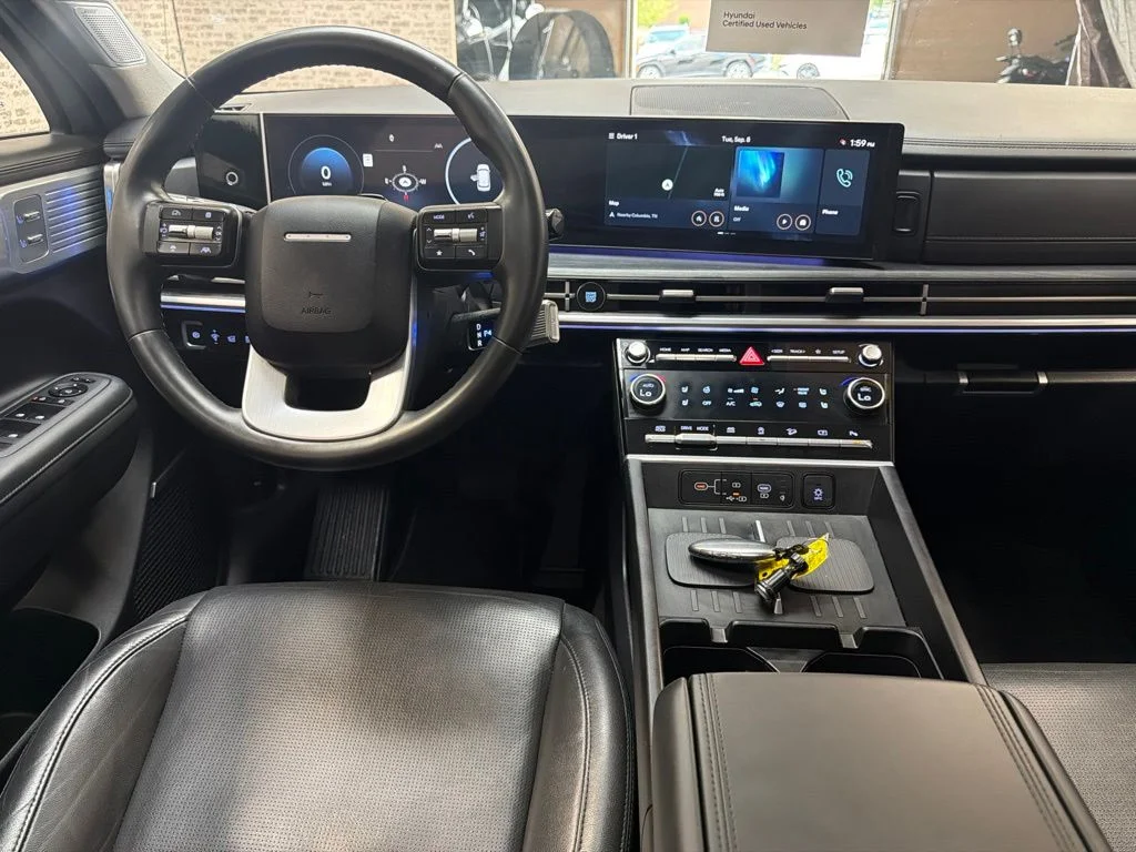 Used 2024 Shimmering Silver Hyundai Limited image 17