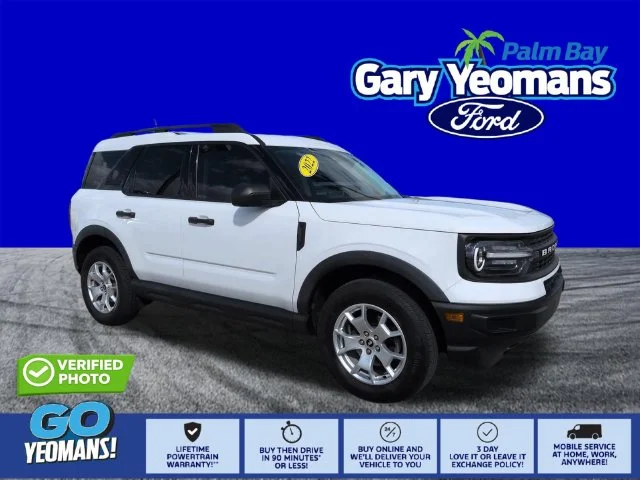 Certified Used 2022 Oxford White Ford Base image 1
