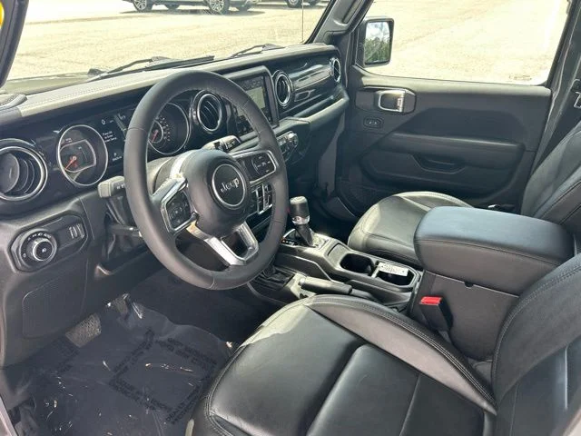 2023 Jeep Wrangler 4-Door Sahara Altitude - Photo 18