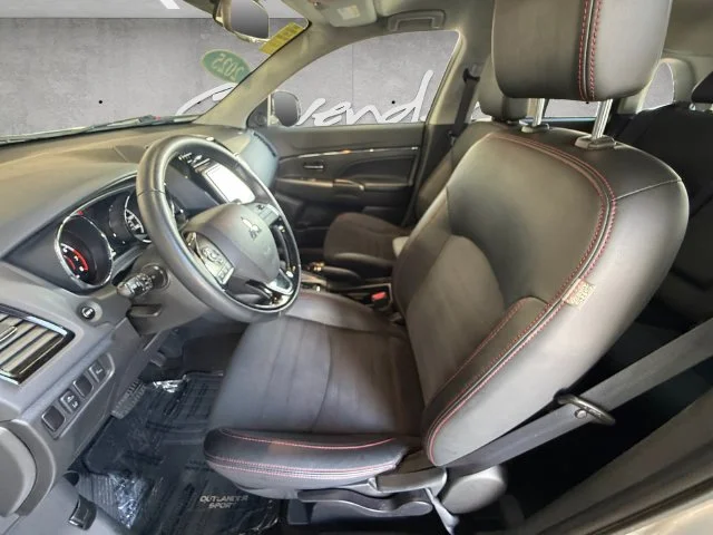 Used 2025 Blue Mitsubishi 2.0 SE image 19