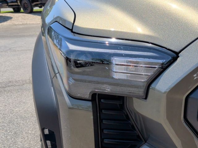 2026 Toyota Tacoma TRD Off Road - Photo 10