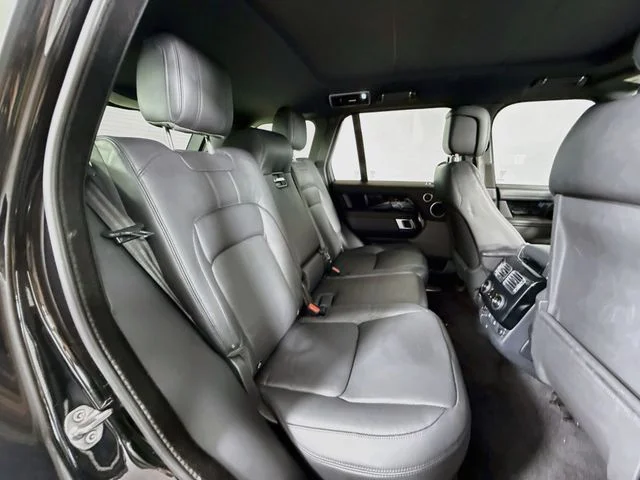 Used 2022 Santorini Black Metallic Land Rover Westminster image 29