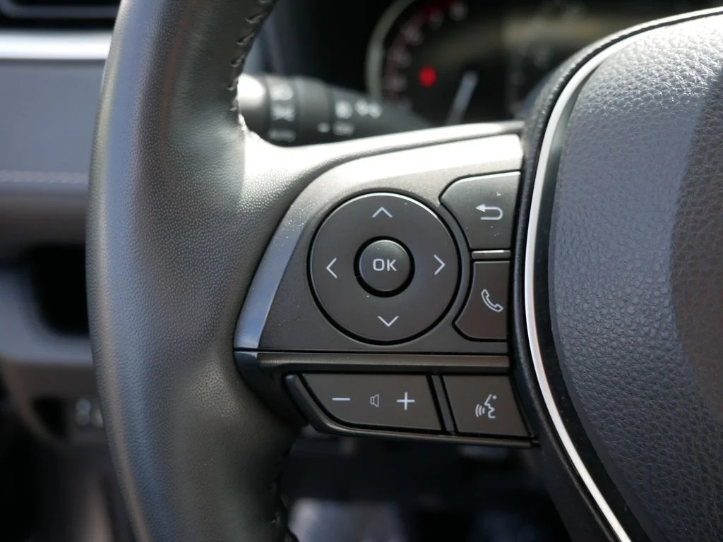 Used 2023 Gray Toyota XLE Premium image 28