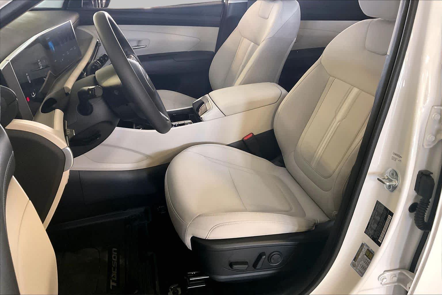 Used 2026 Serenity White Pearl Hyundai SEL image 7