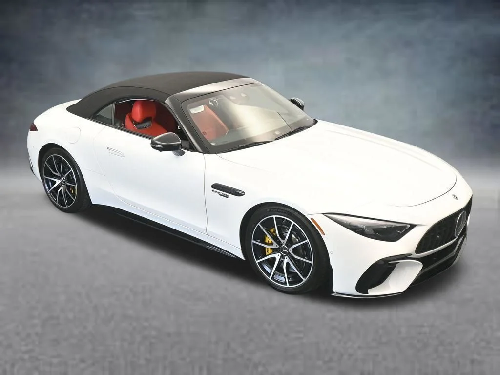 Used 2022 White Mercedes-Benz SL 63 AMG® image 63