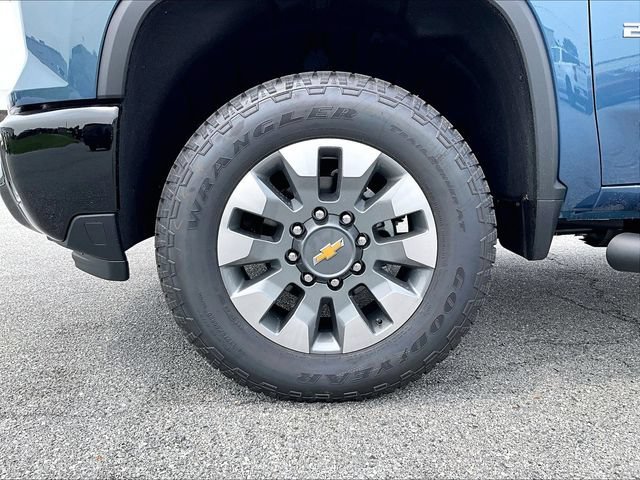 New 2026 Lakeshore Blue Metallic Chevrolet Custom image 7