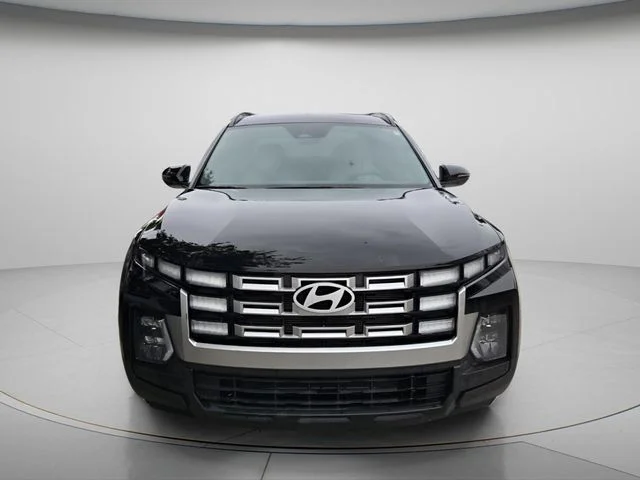 Used 2025 Black Hyundai SEL image 3