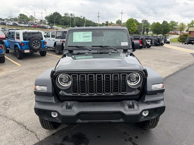 New 2026 Black Clear-Coat Exterior Paint Jeep Sport S image 3