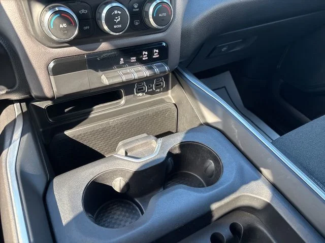 View 32