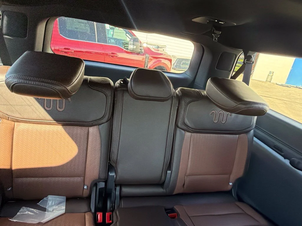 New 2027 Agate Black Metallic Ford MAX King Ranch® image 47