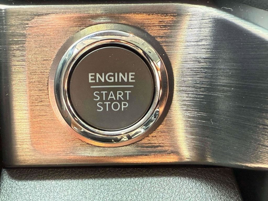 2025 Ford F-350 Super Duty Lariat - Photo 28