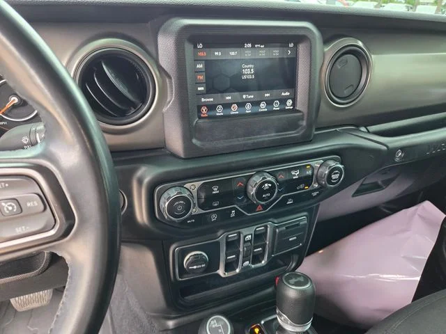Used 2021 Black Jeep Unlimited Willys image 22