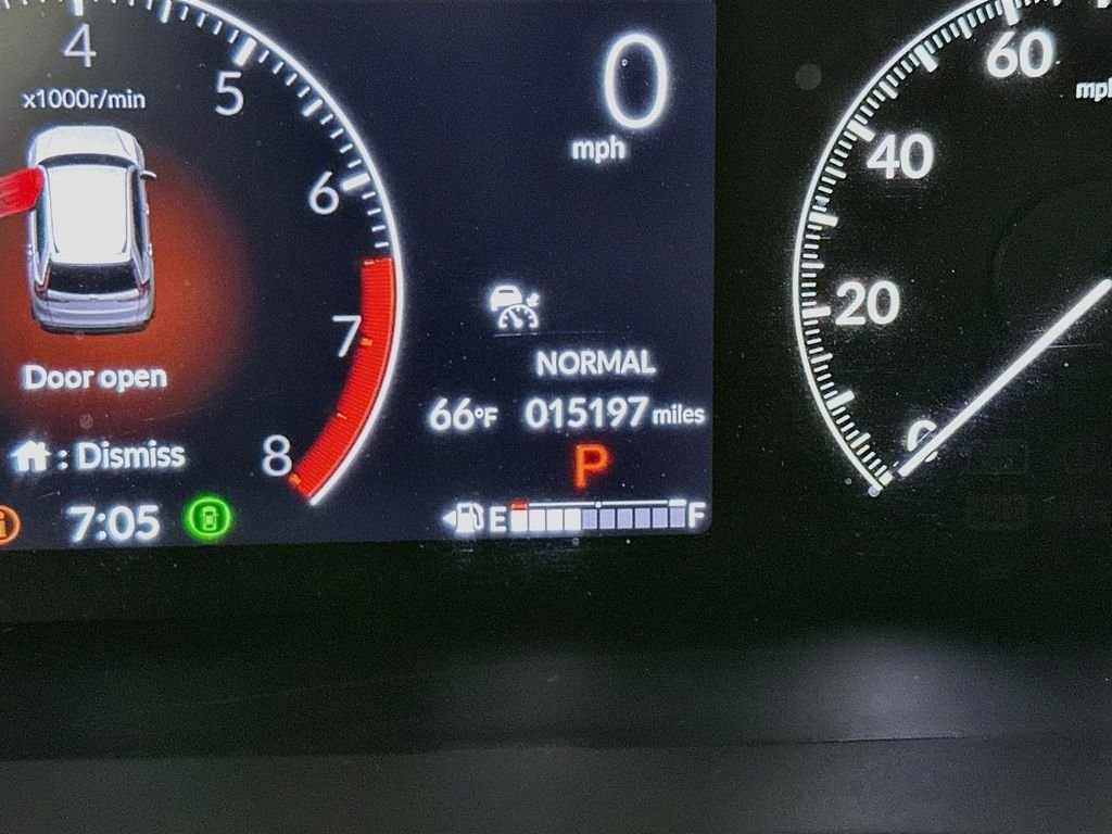Used 2024 Red Honda EX-L image 13
