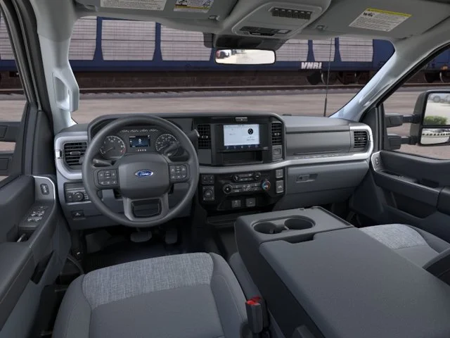 New 2026 Oxford White Ford XLT image 9