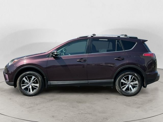 Used 2018 Black Toyota XLE image 8