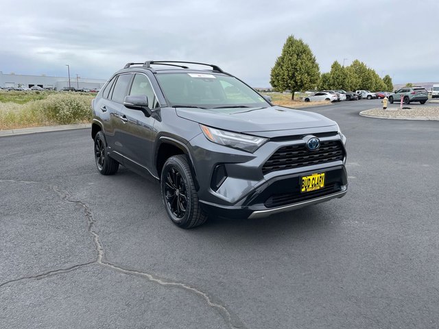 2024 Toyota RAV4 Hybrid SE