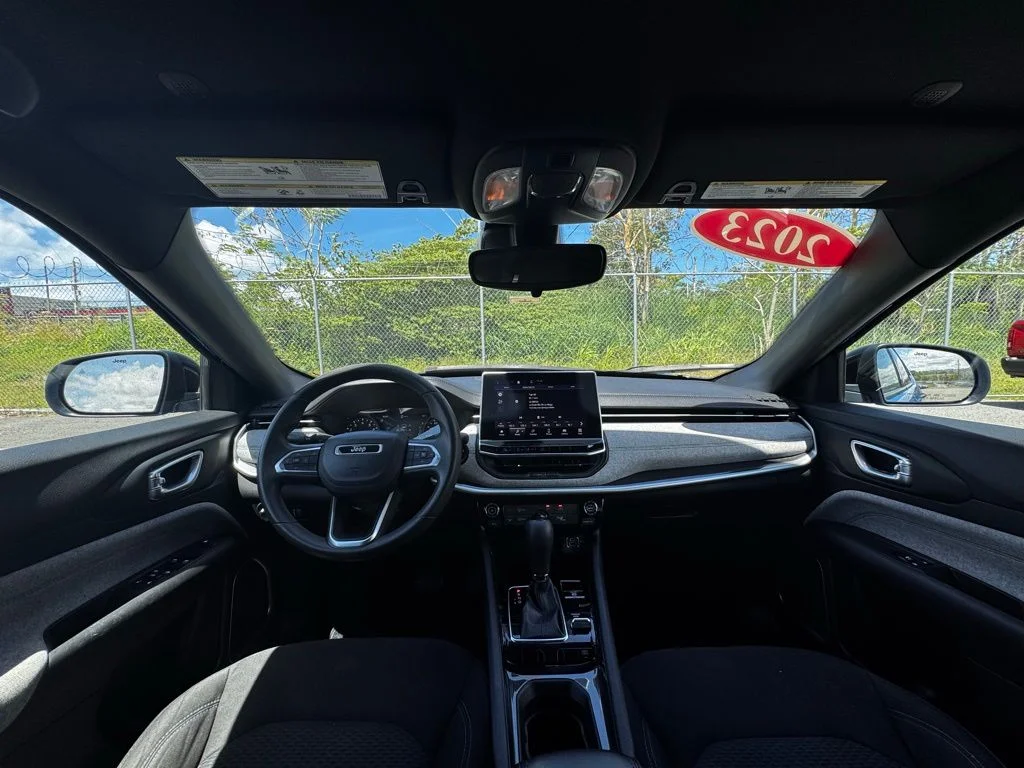 Used 2023 Blue Jeep Sport image 17