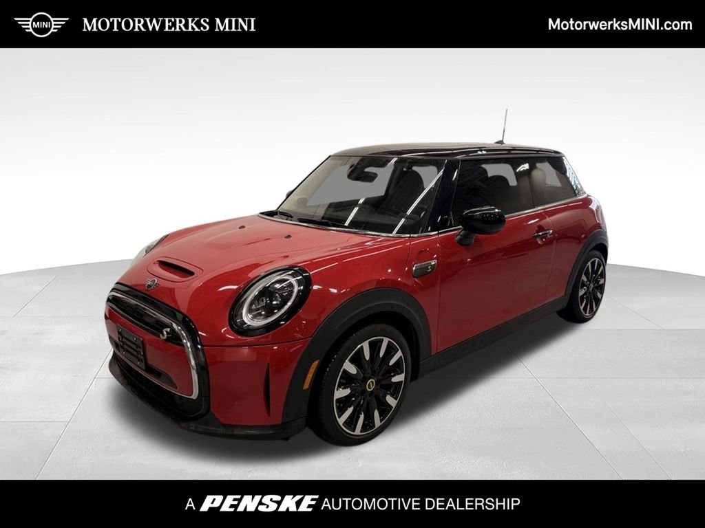 2024 MINI Hardtop Cooper SE's photo