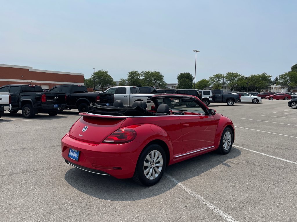 Used 2019 Red Volkswagen 2.0T S image 31