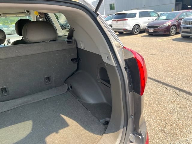 Used 2016 Mineral Silver Kia LX image 18