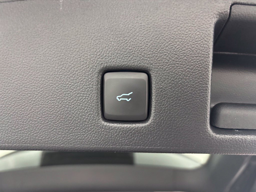 Used 2023 Gray Metallic Ford ST-Line image 11