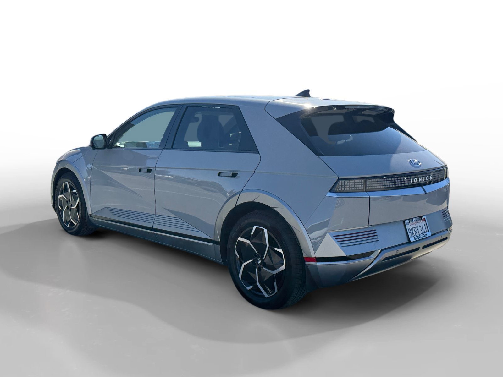 Certified Used 2024 Cyber Gray Hyundai Limited image 3