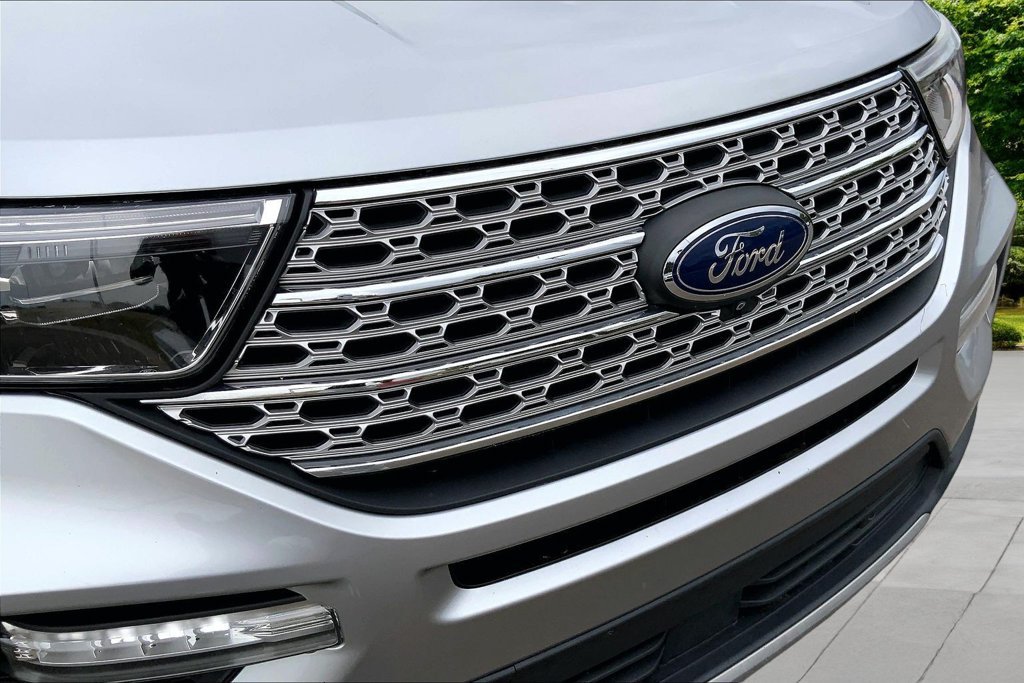Used 2021 Silver Ford Limited image 32