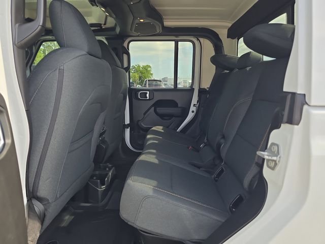 New 2026 Bright White Clear-Coat Exterior Paint Jeep Sport S image 13