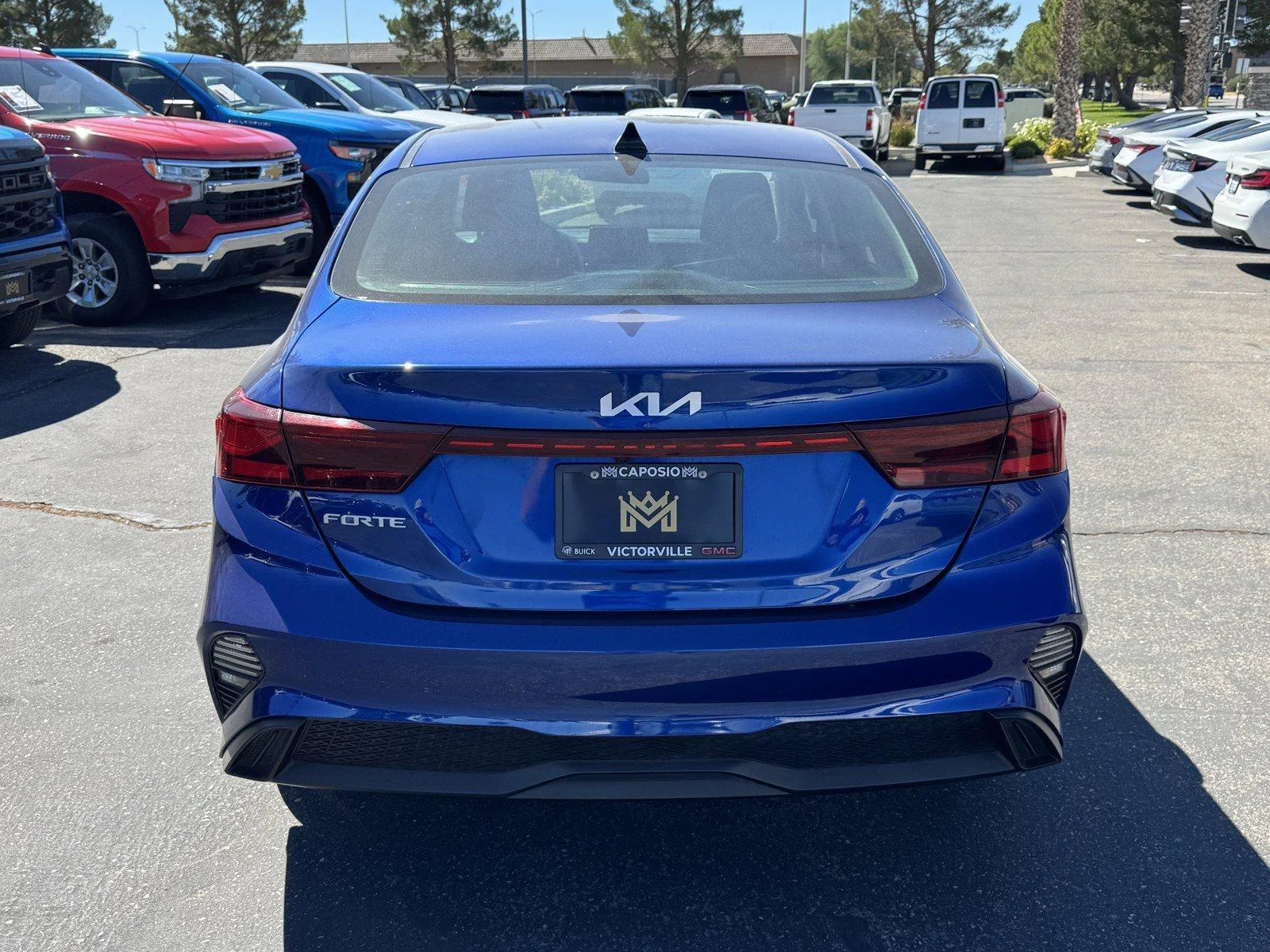 Used 2024 Deep Sea Blue Kia LXS image 5