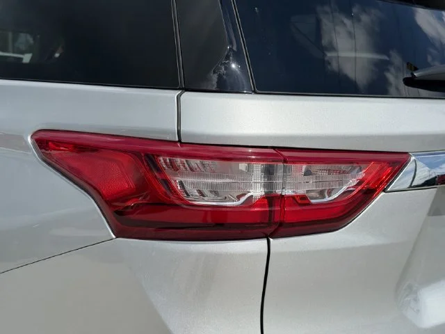 Used 2020 SILVER ICE METALLIC Chevrolet LT Cloth image 12
